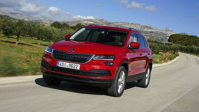 Skoda Karoq
Roter SUV