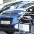Autos
blau schwarz 
Showroom
Autohaus