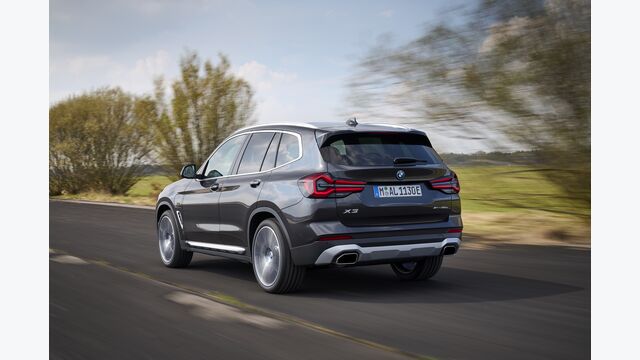 Der BMW X3 in der Heckansicht