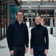Cameron Clayton (li) ist neuer CEO der EasyPark Group, rechts sein Vorgänger Johan Birgersson