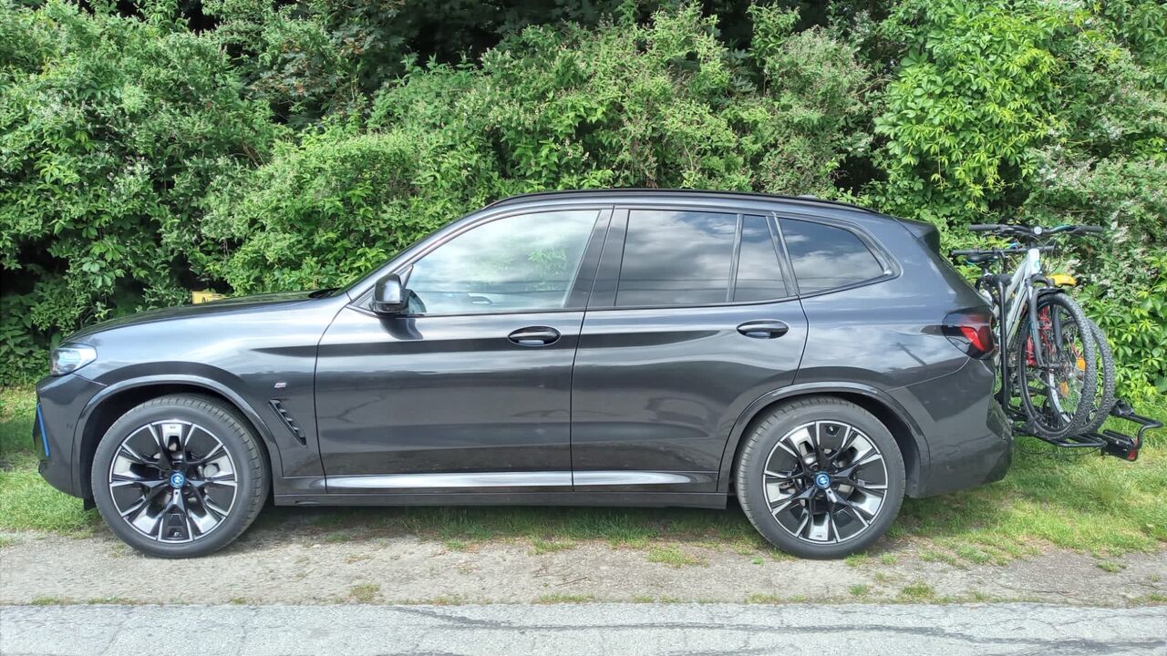 BMW iX3: Zukunft oder Auslaufmodell? - Test/Review