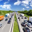 stau, autobahn, straße, auto, autos, zähfließend, urlaub, infrastruktur, spur, spuren, maut, autobahnmaut, dreispurig, deutsch, deutschland, asphalt, strassenverkehr, straßenverkehr, verkehr, fahren, fahrt, reiseverkehr, urlaubsverkehr, voll, verstopft, blechlawine