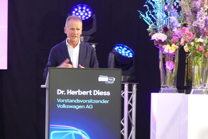 Dr. Herbert Diess, CEO Volkswagen AG, sprach in seiner Keynote über Digitalisierung und die Transformation der Automobilindustrie