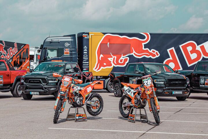 Stellantis 
RAM
KTM Racing 
Redbull