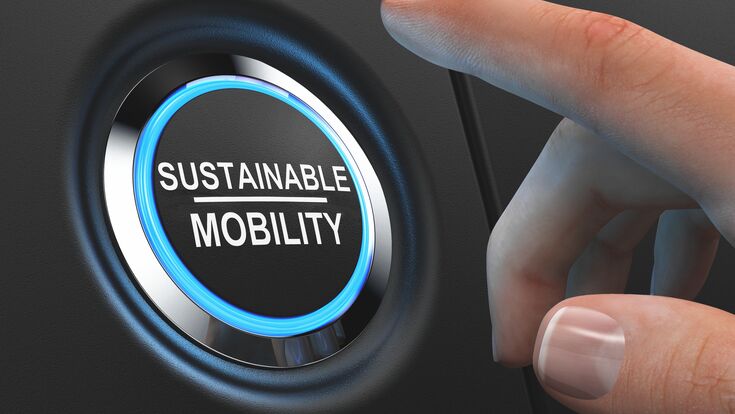 © bht2000 - stock.adobe.com knopf, nachhaltig, mobilität, hybrid, elektro, auto, fahrzeug, fahren, elektrisch, wasserstoff, kraftstoff, vernetzt, digital, autonom, intelligent, fortschritt, zukunft, vision, innovation, technologie, technik, motor, antrieb, strom, batterie, forschung, entwicklung, prototyp, elektromobilität, verkehr, energie, umwelt, sauber, urlaub, tourismus, drücken, finger, hand, start, 3d, blau, symbol