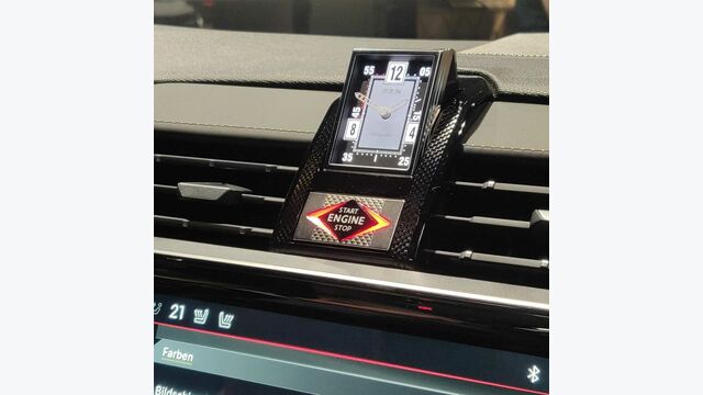 DS 7 Performance 
Crossback 
Analoguhr 
DS Automobiles
Interieur