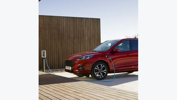 Ford Kuga PHEV 
Plug-in-Hybrid