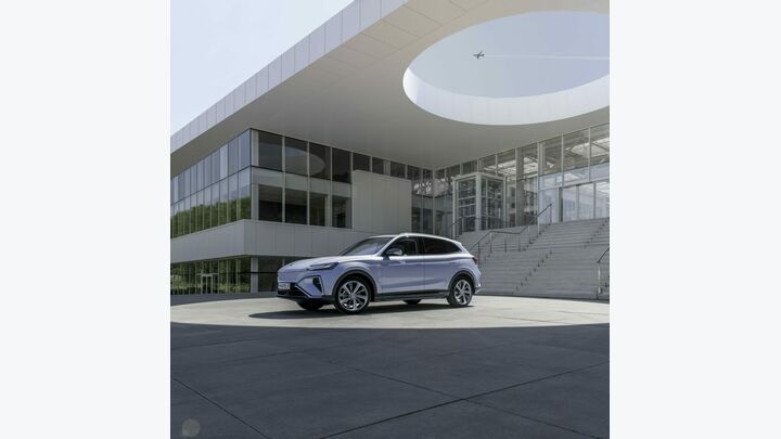 Marvel R Electric, Architecture, Automobile, Building, Car, Car Wheel, Machine, Tire, Transportation, Vehicle, Wheel