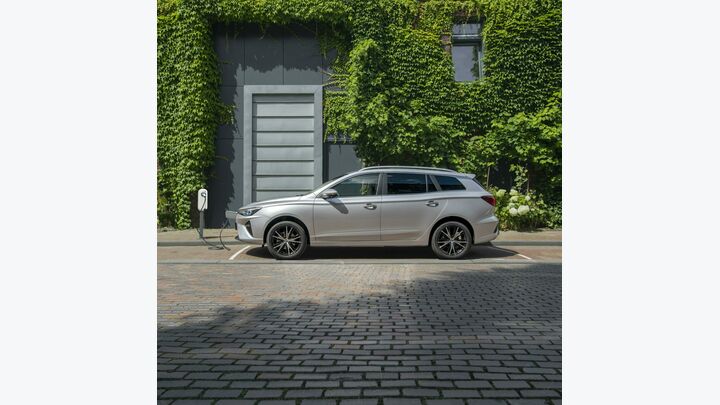 MG5 Electric, Alloy Wheel, Automobile, Car, Car Wheel, Machine, Path, Spoke, Tire, Walkway, Wheel