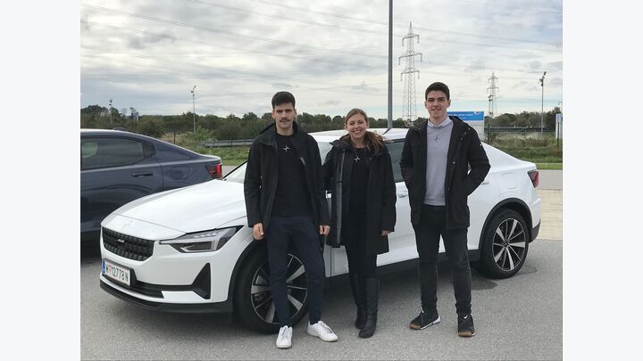 (v.li): Waren für Polestar vor Ort: Markus Dunst, Product Specialist, Julia Benes, Lead & Retail Sales Managerin und Dario Divkovic, Inside Sales Administrator