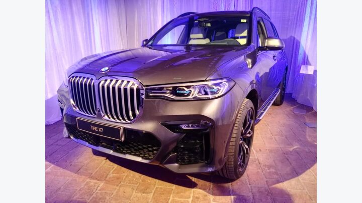 BMW X7