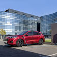 Roter Ford Kuga