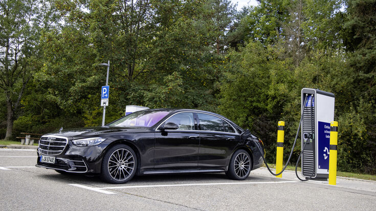 © Daimler AG Mercedes-Benz Cars Sales release for the S-Class as a plug-in hybrid 07 - 2021 as of 2020 Daimler Global MediaSite Press Archives Neue Motive 2020 MediaSite Brands & Products S-Class 2021 Press Releases sorted by years Mercedes-Benz Passenger Cars