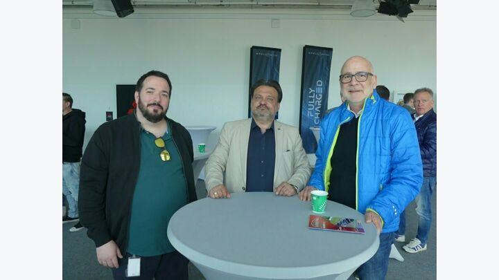 (v.l.): Christian Schäfer, Fuhrparkleiter Wienerberger AG, Michael Närr, Fuhrparkleiter NÖ Versicherung, und Rudolf Luxbacher, Commercial Networks und FLI-Manager Axalta Refinish