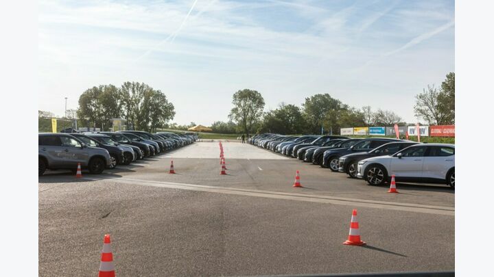 MH 20240411 WEKA Firmenwagen Autotesttag lores 0001