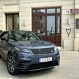 Britische Eleganz gepaart mit einem hohen Komfort, das garantiert der Range Rover Velar P400e.