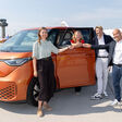 Miriam Walz, Markenleiterin Volkswagen Nutzfahrzeuge und Leiterin Großabnehmer, Flotten und Direktkunden Porsche Austria, Bettina Ganghofer, Geschäftsführerin Flughafen Salzburg, Wilfried Weitgasser, Geschäftsführer Porsche Austria, Stephan Moser, CFO Flughafen Salzburg (v.l.n.r.)