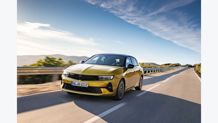 Das perfekt Firmenauto ist der Opel Astra mit unterschiedlichsten Motorisierungen.