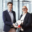 Marco Vitula, Geschäftsführer von VERBUND Energy4Customers und go-e CCO Christian Philipp