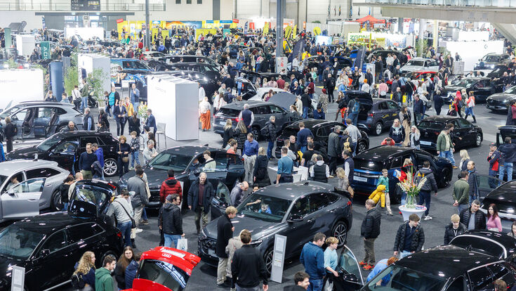 Sehr gut besuchte Vienna Drive in Halle B der Messe Wien