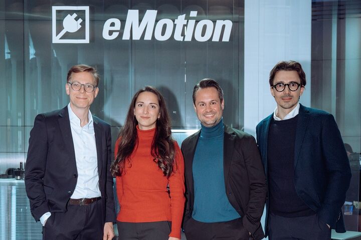 v.l.: Eric Schulze, Senior Vice President Retail Mobility & Convenience OMV, Valentina Leis, Corporate Strategy & Business Transformation bei der AVL Group, Matthias Schabetsberger, Geschäftsführer Polestar Österreich, Jan Grindemann, Head of Central Europe bei Polestar.