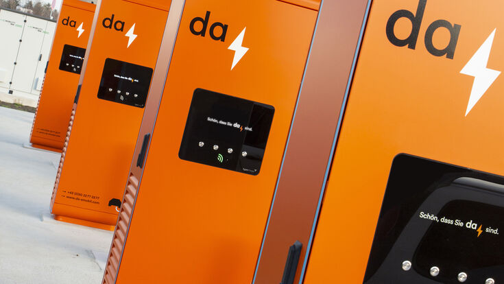 Das System ermöglicht die Abrechnung sowie Verwaltung von Ladevorgängen für elektrische Firmenflotten.