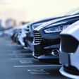 Über die Hälfte der befragten Unternehmen plant, in den kommenden zwei Jahren verstärkt auf elektrische Fahrzeuge umzusteigen.