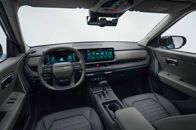 Typisch hochwertiges Interieur, wie von Kia nicht anders gewohnt