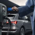 DKV Mobility übernimmt belgischen E-Mobility-Plattformanbieter Optimile.