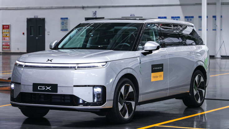 Erstes serienproduziertes XPENG Robotaxi offiziell vom Band gerollt
